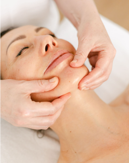 Face Contouring Lymphatic Massage